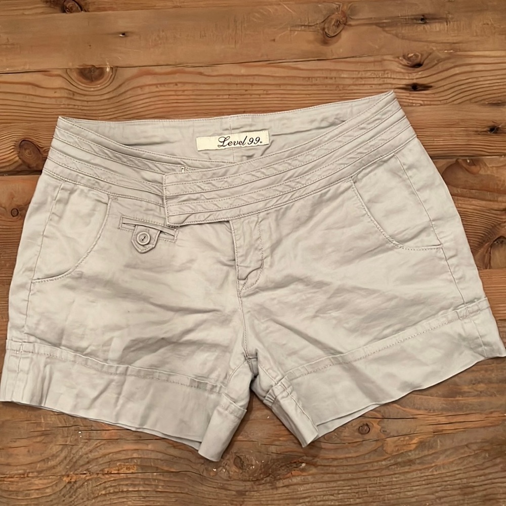 Grey Level 99 Linen Shorts